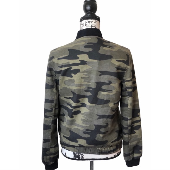 Zara Camouflage Bomber Jacket Size Small - Picture 4 of 7